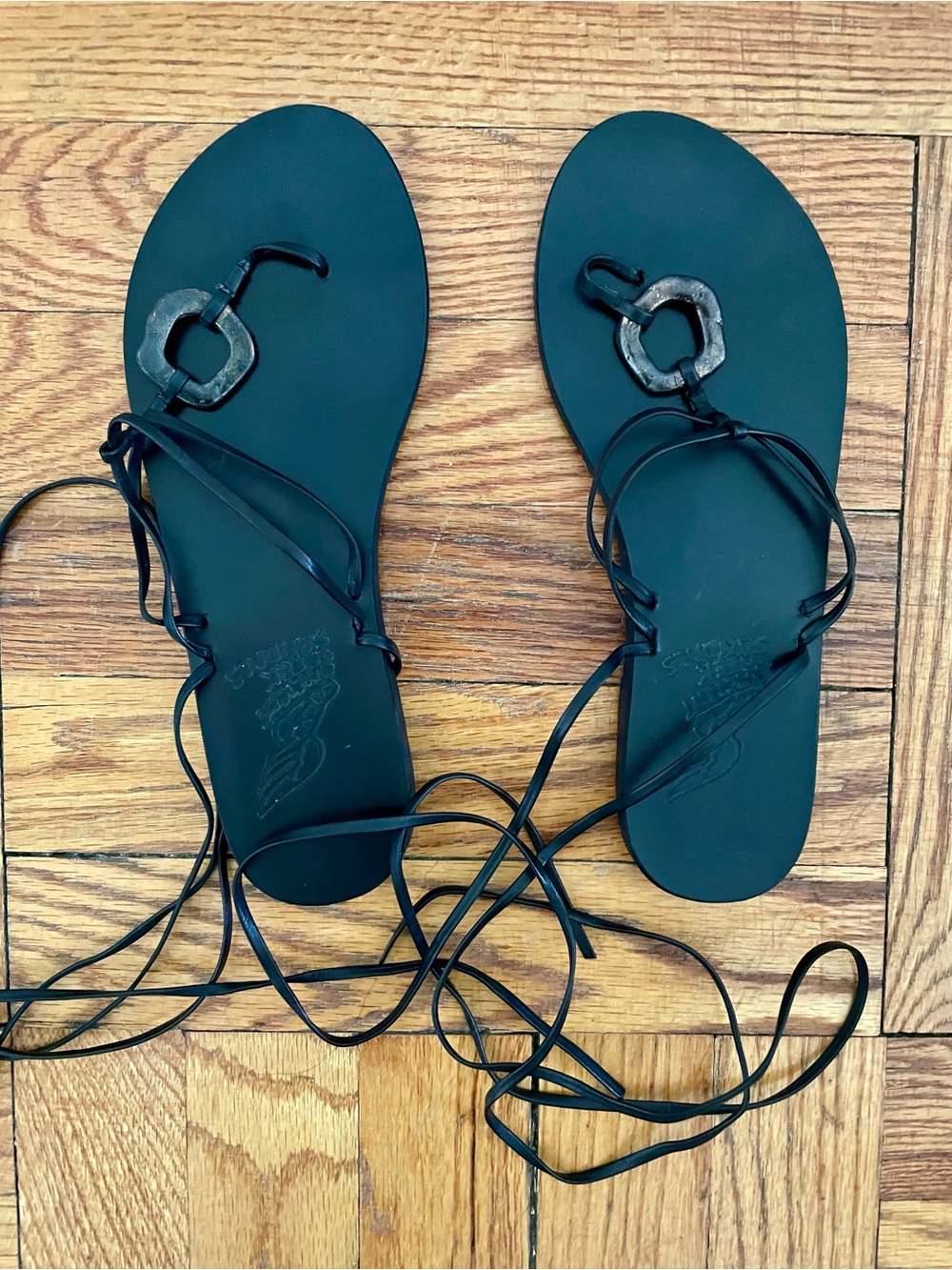 ANCIENT GREEK SANDALS
Hephaestus Wraparound Leather Sandals - Size IT37/7
